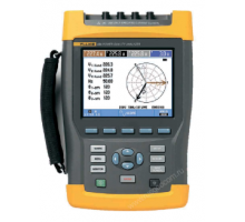 Анализатор энергии Fluke 437 3