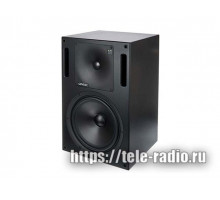 Genelec SAM - мониторы в деревянном корпусе