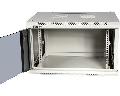 Шкаф настенный серии Pro, 15U 600x800, стеклянная дверь купить QBS.ru