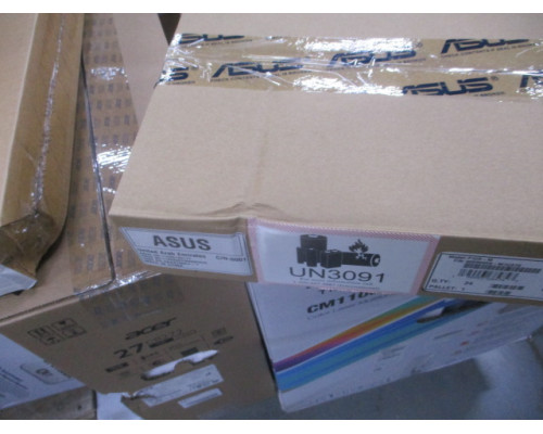 Серверная материнская плата ASUS Motherboard P12R-M,1xLGA1200,4x3200/2933/2666UDIMM(upto128GB),6xSATA3 6Gb/s p,1xM.2,2xPCIe Gen4 slot(1x16/1x8),2x1GbE,3Y Wr купить QBS.ru