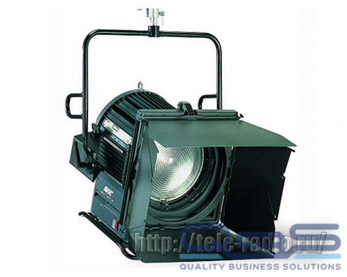 Arri COMPACT - металло-галогенные линзовые светильники