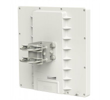 Точка доступа MikroTik QRT 5 with 24dbi 5GHz antenna, High Gain Dual Chain 802.11an wireless, 600MHz, 64MB RAM, 1xGigabit LAN, POE, PSU, pole mount, RouterOS L4